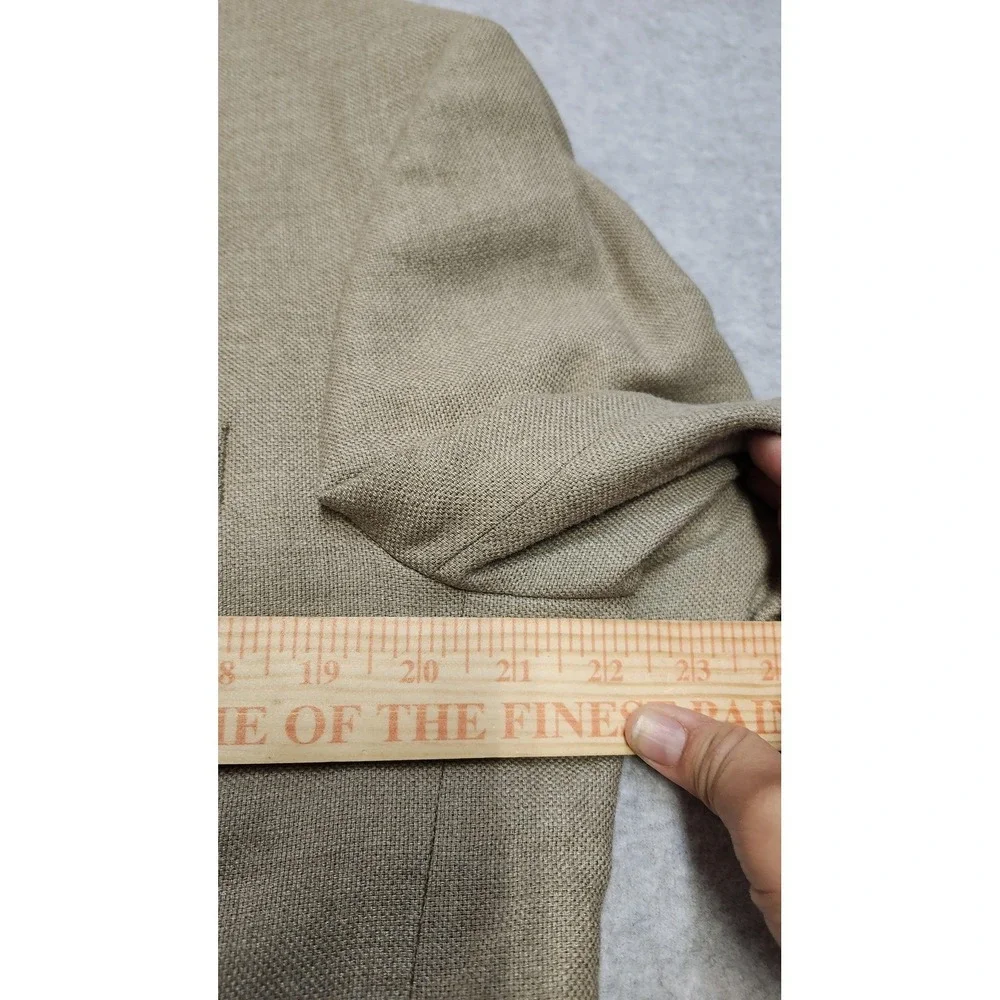 Oscar de la Renta item men